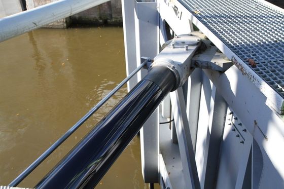 Rodas de pistão de revestimento cerâmico por pulverização térmica para engenharia naval